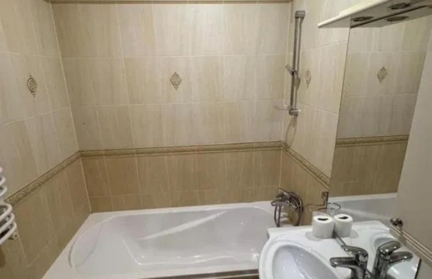 4 кім квартира з меблями і гараж в центрі, фото 17