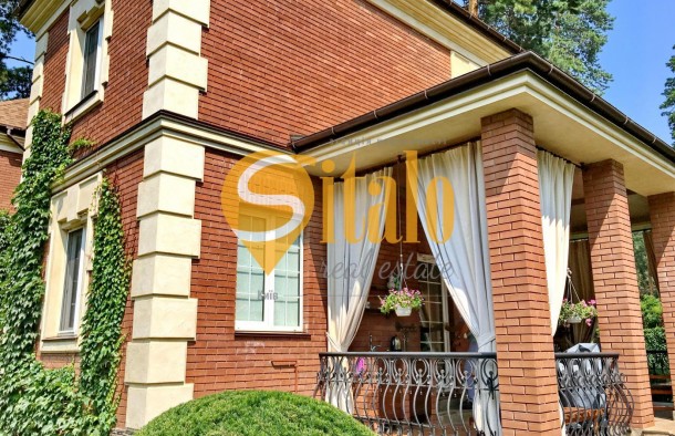 Продается дом в сосновом лесу, территория 50 соток в Романкове, фото 2