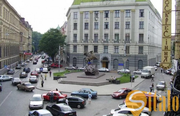 Продаж 5 к. квартири. Центр,  пл. Григоренка, Львів, фото 2