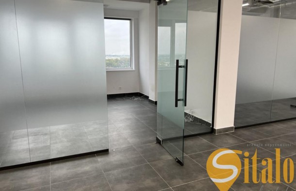 Пропонується в оренду просторе комерційне приміщення у Львові на вул. Щирецькій, фото 4