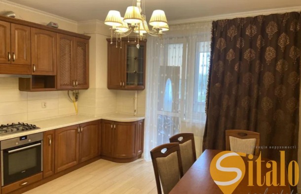 Продаж 2 кімнатної квартири по вул. Карла Мікльоша, фото 4