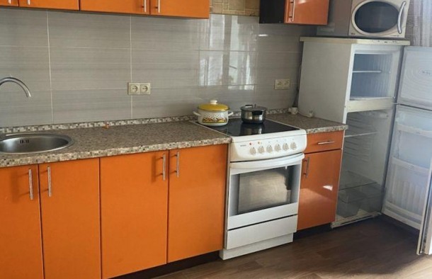 Продаж 1 кімнатна квартира Осокорки вул Русової 3., фото 1