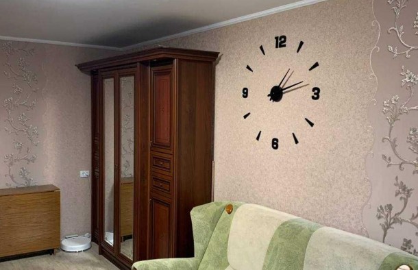 Трикімнатна з гарним ремонтом , меблями та технікою., фото 4