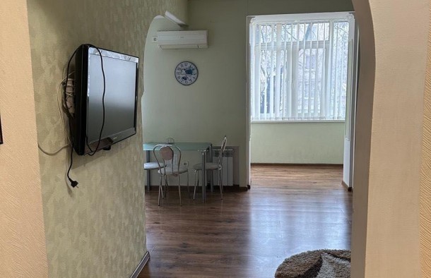 Продаж 2х кімнт. квартири по проспекту Соборний, район бульвару Шевченка., фото 2