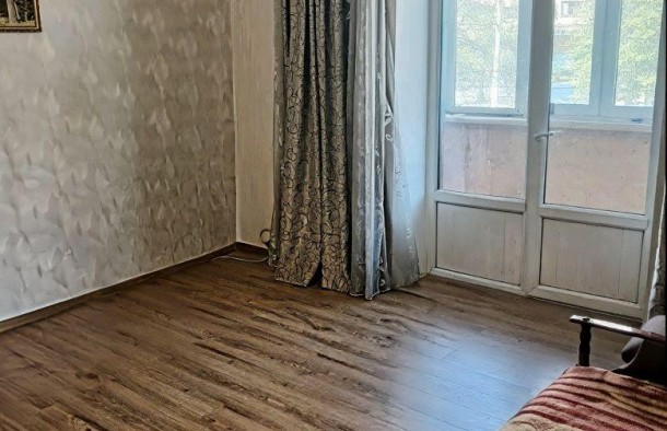 Продаж 2х кімн. квартири проспект Соборний Малий ринок., фото 2