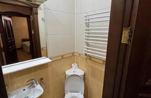 4 кім квартира з меблями і гараж в центрі, фото 19