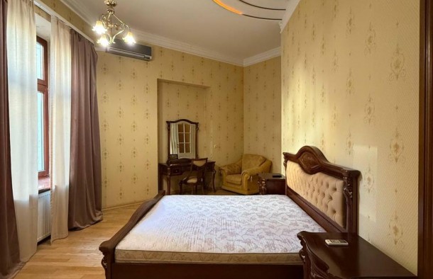 Оренда елітної квартири у центральній частині Львова на вул.С.Крушельницької, фото 8