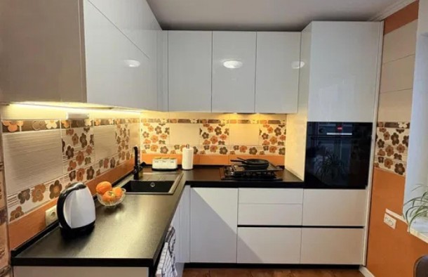 Продаж 3к квартири з ремонтом по вул. Запорізька, фото 2