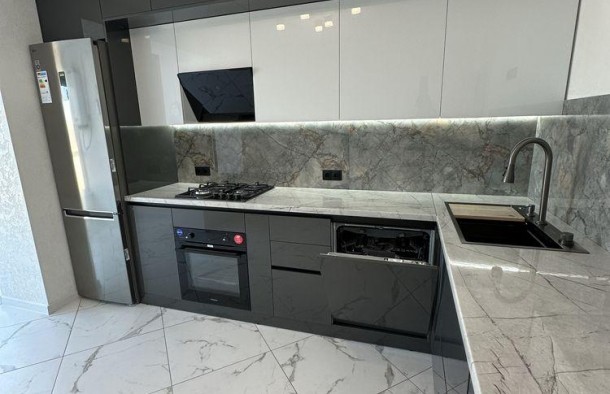 2 кім квартира з ремонтомОпришівська слобода м.ІваноФранківськ, фото 2