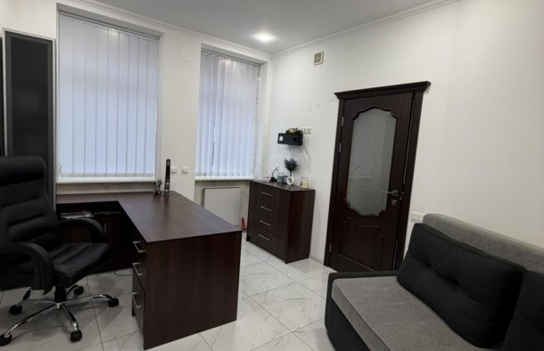 Продаж комерційного приміщення по вулиці Замарстинівська, м. Львів, фото 1