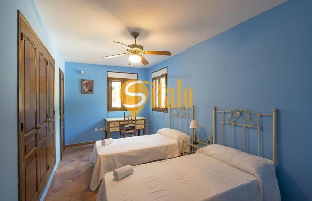 Будинок із панорамним видом на гори, Кальпе., фото 22