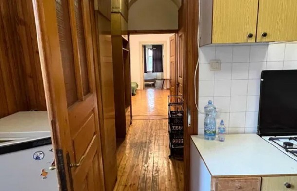 2 кімнатна квартира в центрі Львова на вулиці Пекарській, фото 7