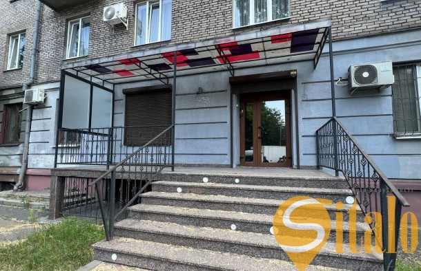 Оренда комерційного приміщення по  вул. Леоніда Жаботинсько, фото 1