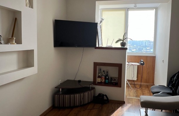 Продається 2 к. квартира в гарній локації Івано Франківська, фото 2