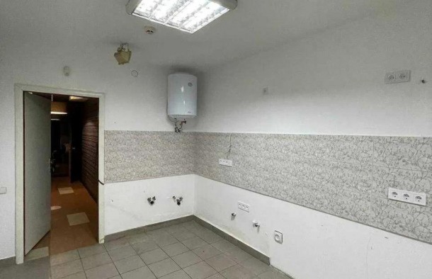 Продаж комерційного приміщення,магазин ,офіс у м.Львів вулиця Польова, фото 7