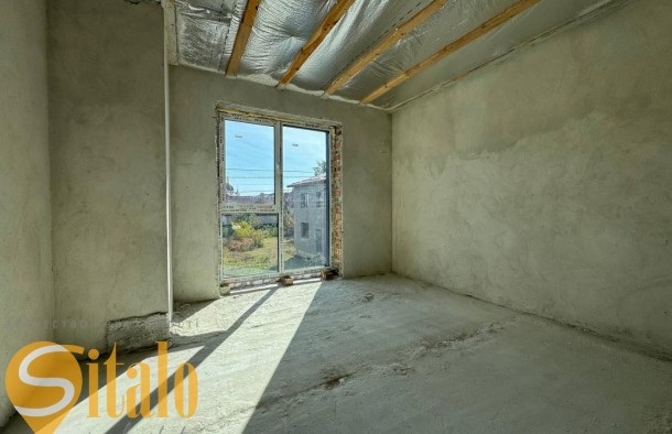 Продається готовий до ремонту  таунхаус з власною ділякою., фото 16