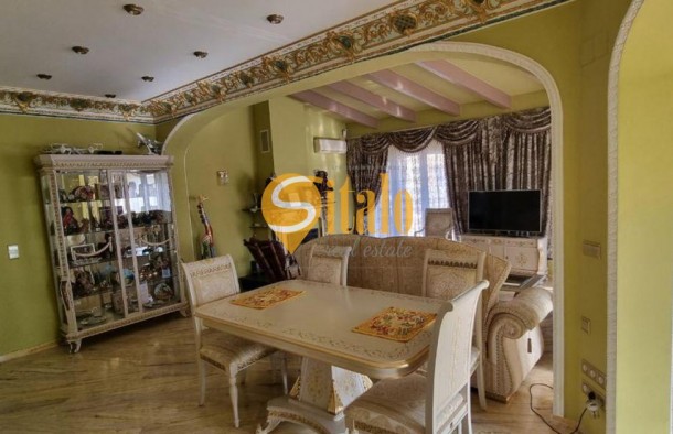 Будинок з панорамним видом на долину та гори, Кальпе., фото 2