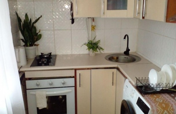 Квартира с ремонтом возле бассейна Байкал, фото 15