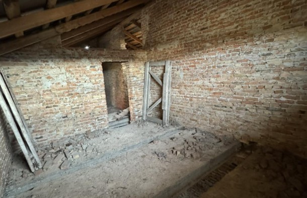 Продається будинок та земельна ділянка 10 сот., м. Раехів, фото 5