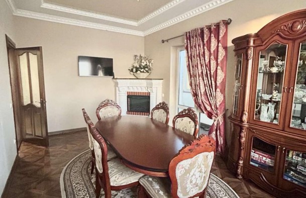 Продаж 3 кімнатної квартири з ремонтом  в новобудові м.Жовква, фото 1