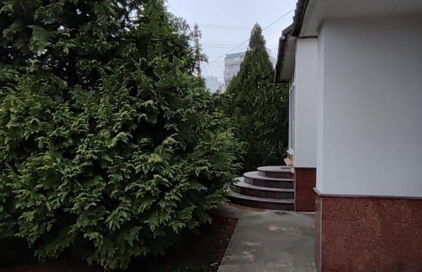 Розкішний маєток 365 м² у самому центрі Космічного мкрну, фото 2