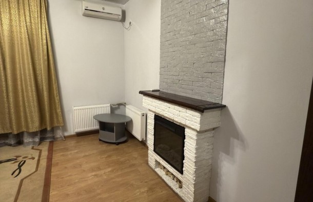 Продаж однокімнатної повнометражної квартири проспект Соборний., фото 4