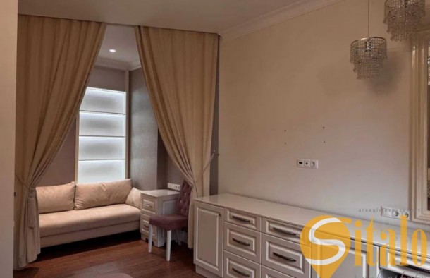 Продається простора дизайнерська квартира 116,9 м² у самому центрі Львова на вул. Івана Франка., фото 9