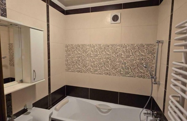 Продаж 2 кім квартири, 70 кв.м., з ремонтом і меблями, фото 13