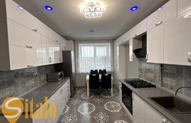 Продаж 3 кім. квартири  з ремонтом, фото 1