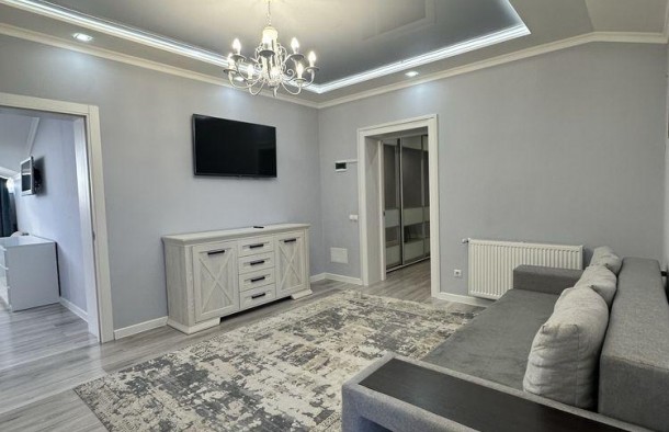 Гарна 2к. квартира 74 м з ремонтом Калинова Слобода 2, фото 3