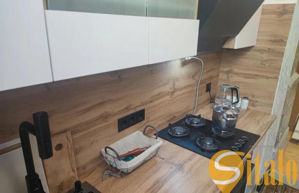 Продаж 1к квартири на вул.Залізнична, фото 1