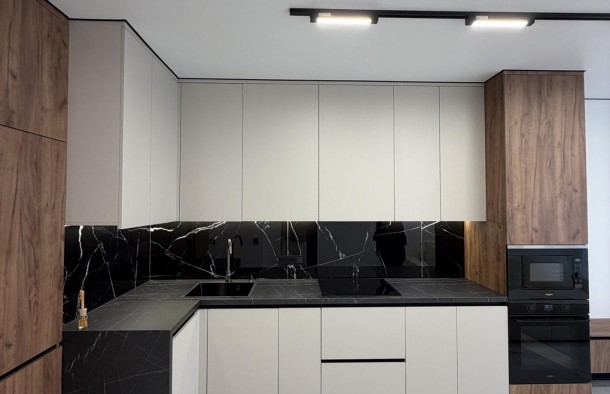 Продаж 1 кім квартири, 46 кв.м. в ЖК біля озера, фото 2