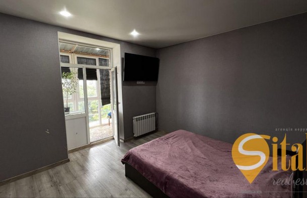 Продаж 3 х кімн. квартири на Малому ринку по проспекту Соборний., фото 2