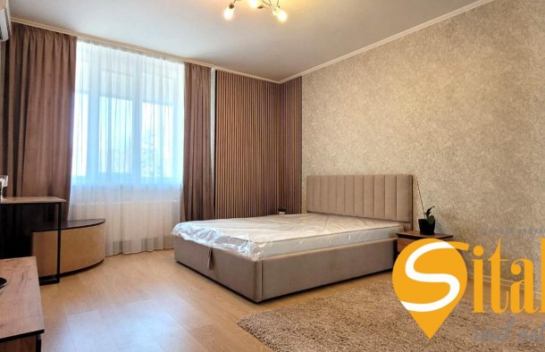 1кімн. 49 м²  ЖК Статус Град  5 хв до м. Осокорки  Будинок з генератором, фото 1