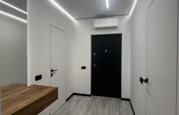1 кім квартира в зданій новобудові, фото 4