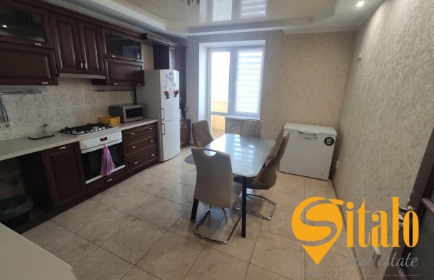 Продаж 5к квартири,  Академіка Ющенка, Поділля, фото 2