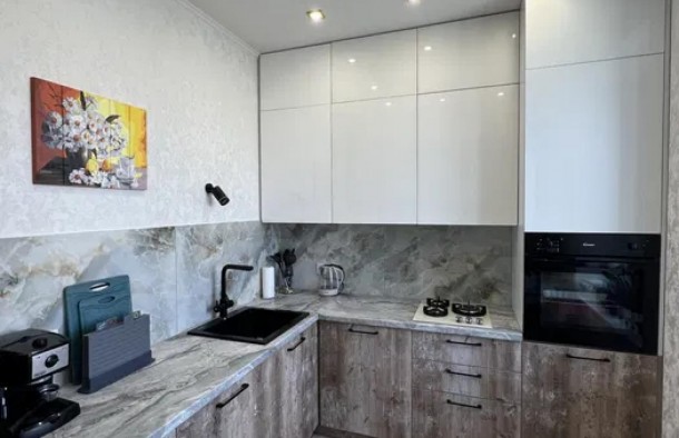 Продається квартира у Вознесенівському районі по пр.Соборному, фото 4