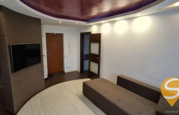 Продаж 2х кімн. квартири вул. Шкільна район ТЦ Аврора., фото 1
