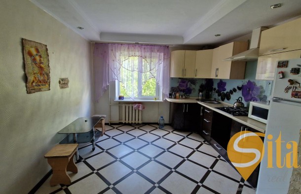 Продаж 3к.кв. по вул.Чарівна, фото 2