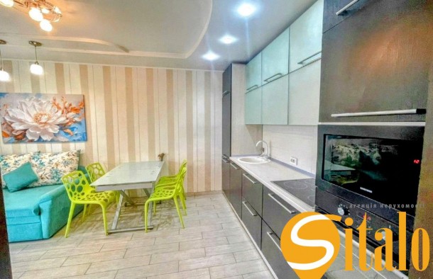 Продаж 3кім. квартири в центрі міста Південний Вокзал, Соломянка., фото 1