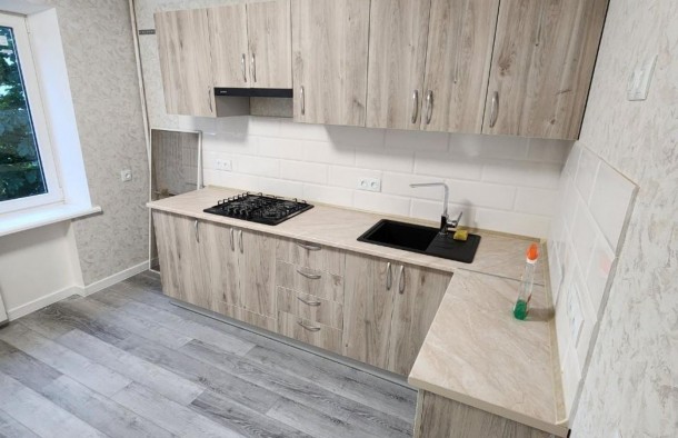 Продаж 2х кімнт. квартири в Олександрівському рні, ул. Запорізька., фото 1