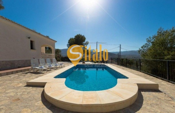 Затишний будинок з мальовничими видами на гірські пагорби, Кальпе., фото 4