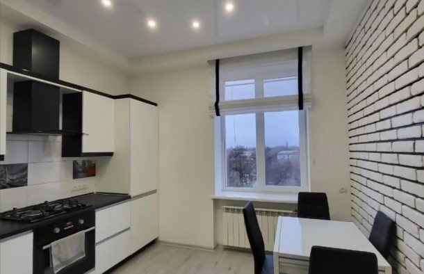 Продаж 2х кімнт. квартири по пр. Соборний район бульвару Шевченка., фото 1