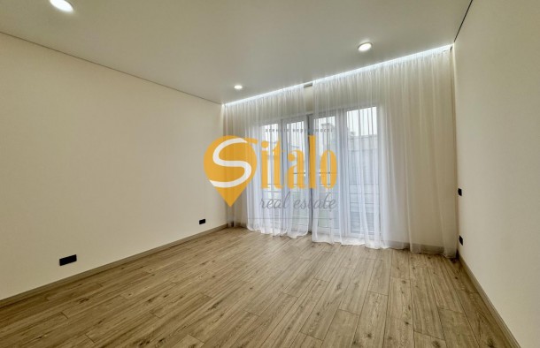 Невеликий будинок в котеджному містечку, фото 12