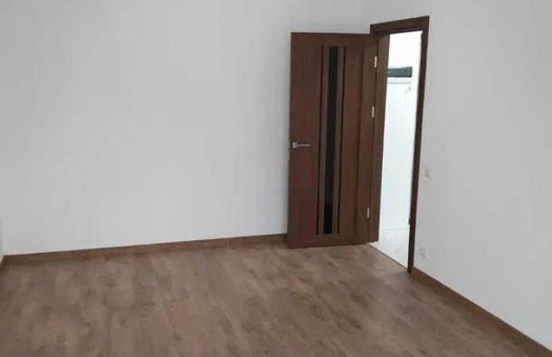 1 кім квартира з ремонтом, індивід опалення, переуступка, фото 1