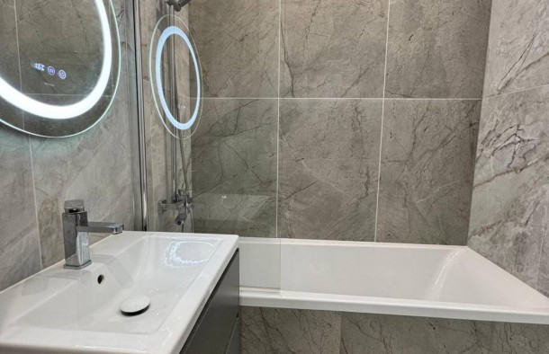 Продаю стильну 2 кім квартиру практично в центр, фото 18