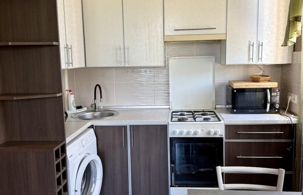Продаж 2кім. квартири проспект Соборний, Олександрівський район., фото 1