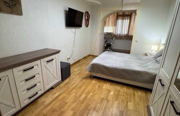 Терміново Продаж 3 кім квартири в центрі з меблями і технікою, фото 3