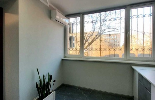 Продаж однокімнатної квартири вул. Запорізька Обласна бібліотека., фото 2