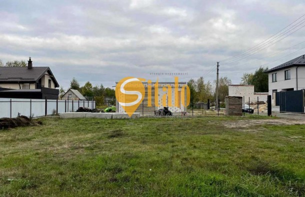 Ділянка з електроенергією 12кВт в забудованому районі Осокорки, метро Славутич 5 км, фото 1